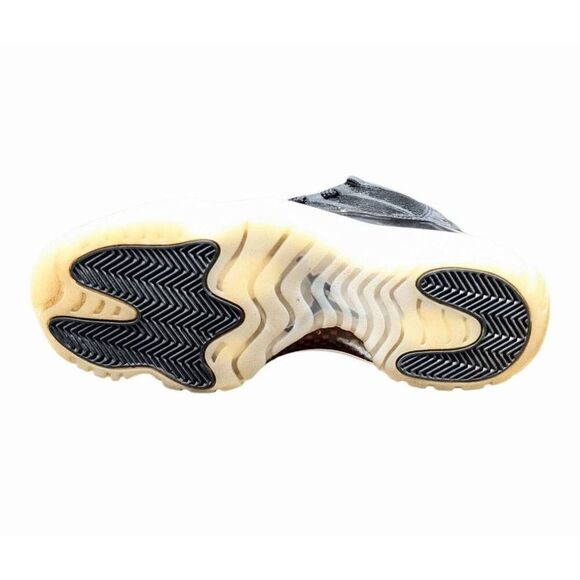 NIKE Air Jordan 11 Retro \'72-10\' Sneakers Size 8